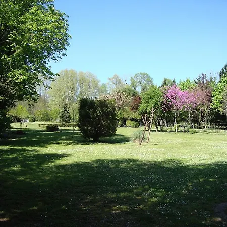 לינה וארוחת בוקר Le Domaine Du Montplaisir קונייאק