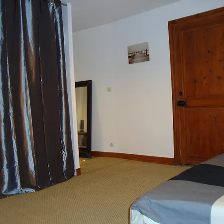 Bed & Breakfast Le Domaine Du Montplaisir
